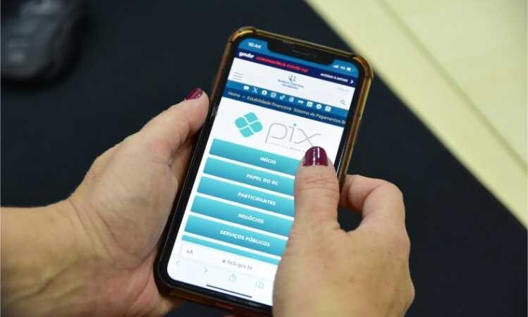 Procon-MT alerta sobre golpe que modifica código do PIX gerado em pagamentos online