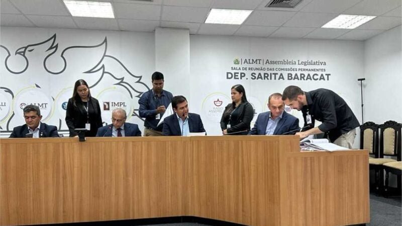 CCJR confirma audiência para discutir PLC 64, Wilson Comemora