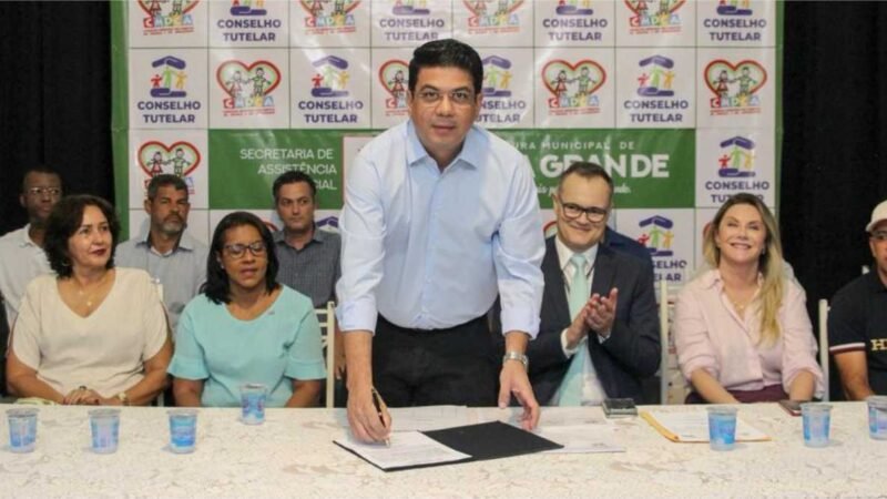 Kalil Empossa Conselheiros Tutelares e Suplentes e Cobra Dedicação