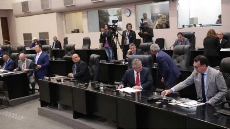 Assembleia encerra atividades nesta 6ª e vota em janeiro contas do governo e orçamento de MT