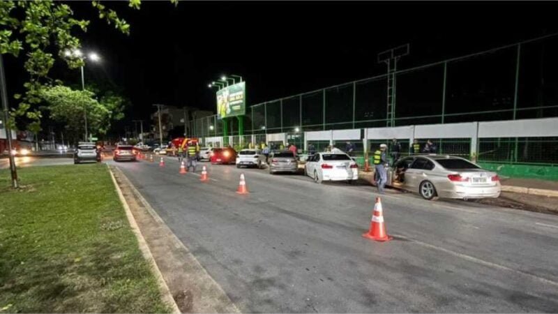 Blitz da Lei Seca em Cuiabá prende 17 motoristas e apreende 41 veículos neste sábado (2)