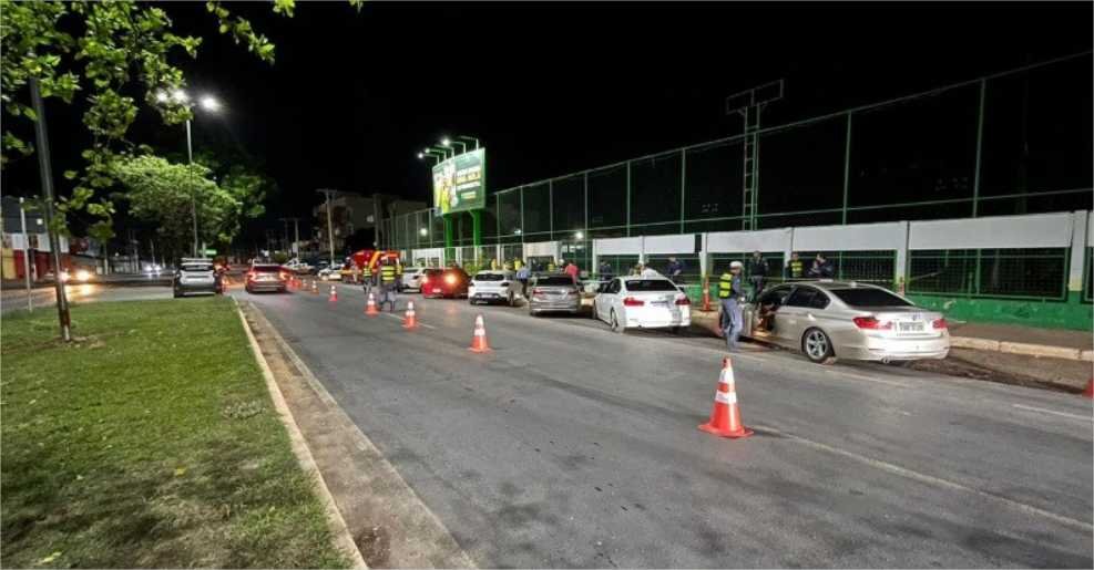 Blitz da Lei Seca em Cuiabá prende 17 motoristas e apreende 41 veículos neste sábado (2)
