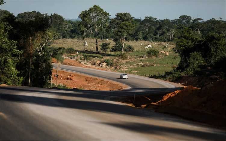 No primeiro ano de obras, Governo asfalta 81 km da MT-170