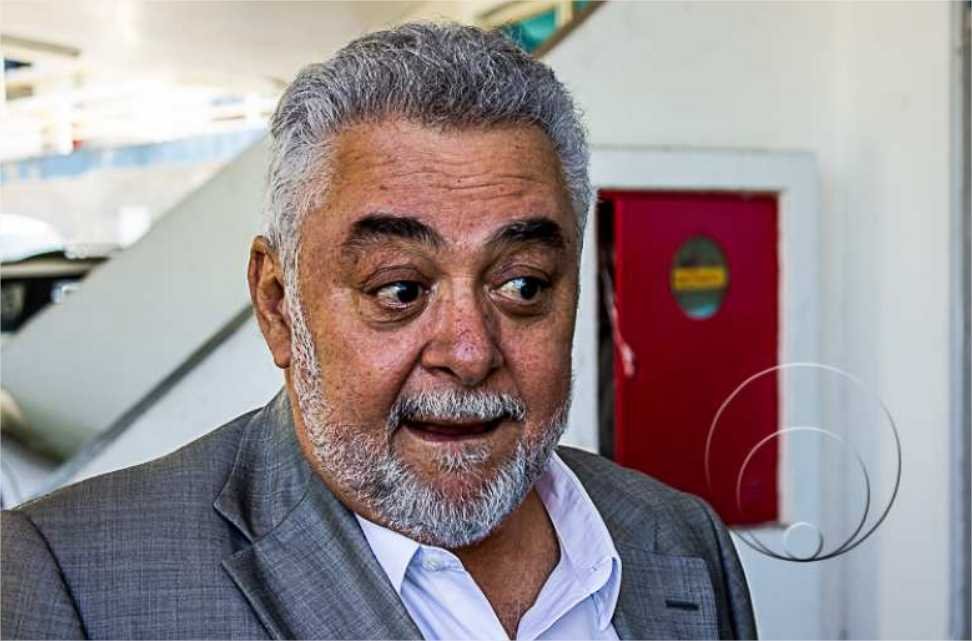Justiça condena Percival Muniz a suspensão de direitos políticos e devolução de mais de R$ 823 mil ao erário