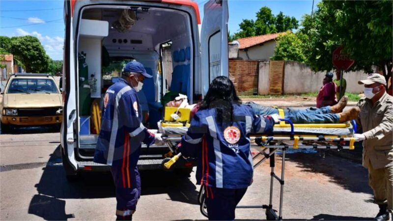 Motociclista perde dentes em acidente com picape em Rondonópolis