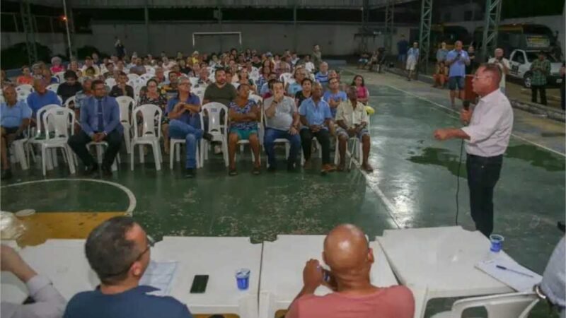 Em reunião ampliada, Botelho assegura entrega de escrituras no Santa Isabel