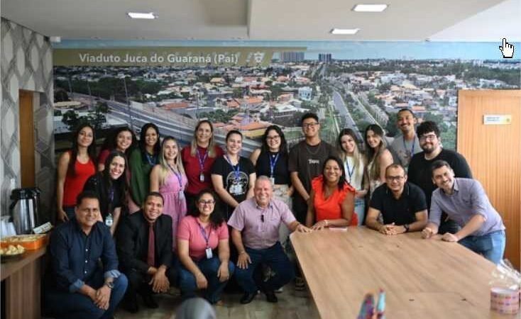 Chico valoriza atuação de estagiários no Legislativo Municipal