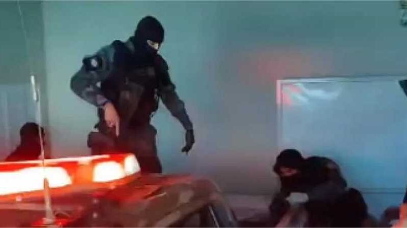 Dois suspeitos de facção morrem em confronto com a polícia em Mato Grosso