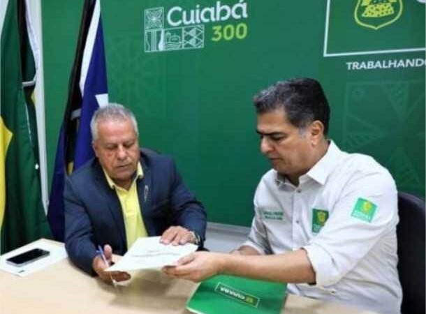 Prefeito precisa de 17 votos para evitar reprovação de contas, diz Chico 2000