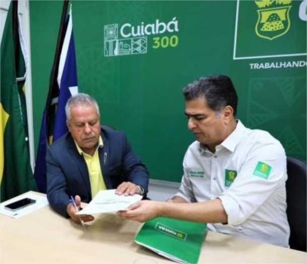 Prefeito precisa de 17 votos para evitar reprovação de contas, diz Chico 2000