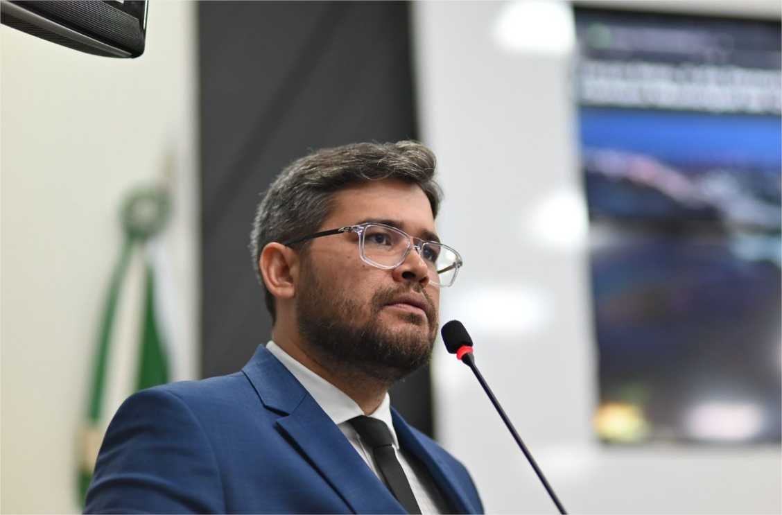 Fellipe Corrêa apresenta pedido de cassação ao prefeito de Cuiabá por descumprimento de orçamento