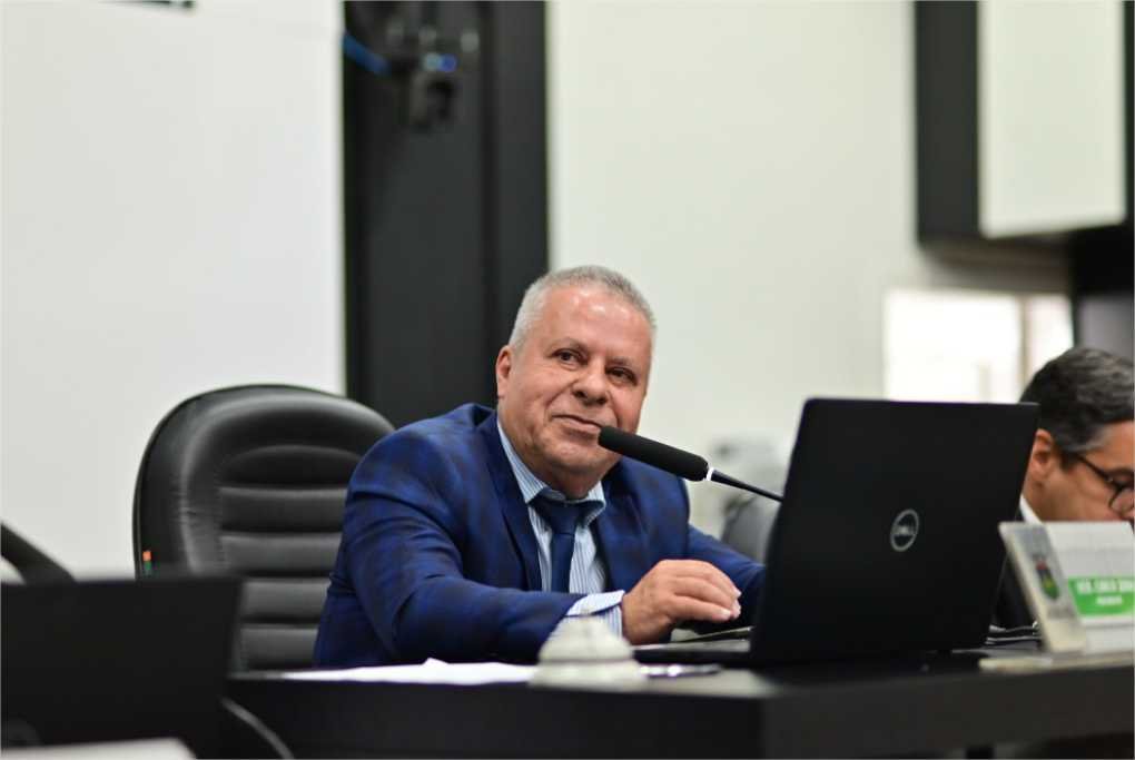 Chico vê “malandragem” e ameaça empresário com condução coercitiva