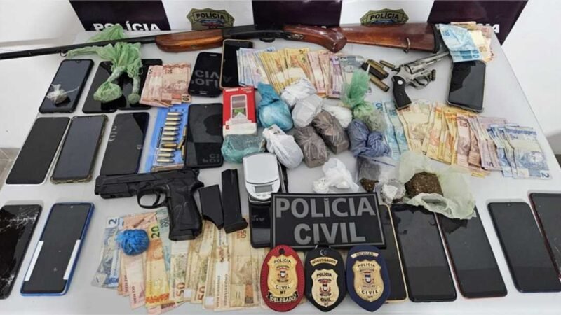 Polícia Civil cumpre 20 ordens judiciais contra traficantes e lideranças de facção criminosa