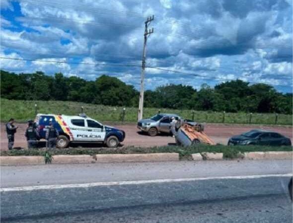 Caçada contra criminosos que furtaram carros de garagem termina com 14 suspeitos presos