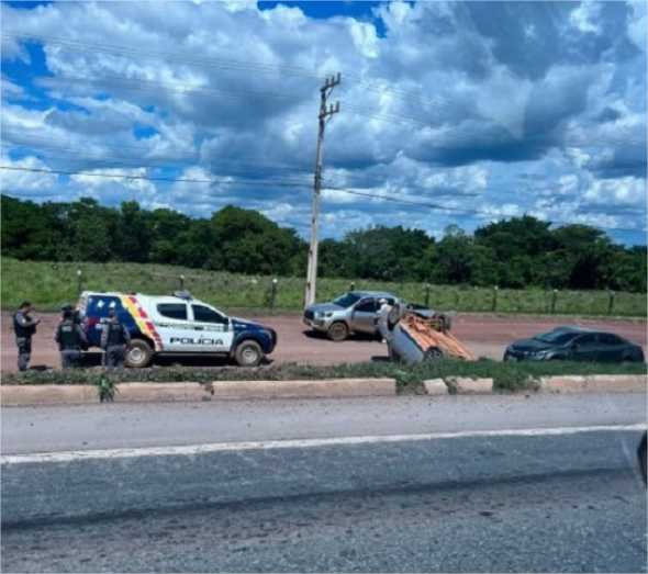 Caçada contra criminosos que furtaram carros de garagem termina com 14 suspeitos presos