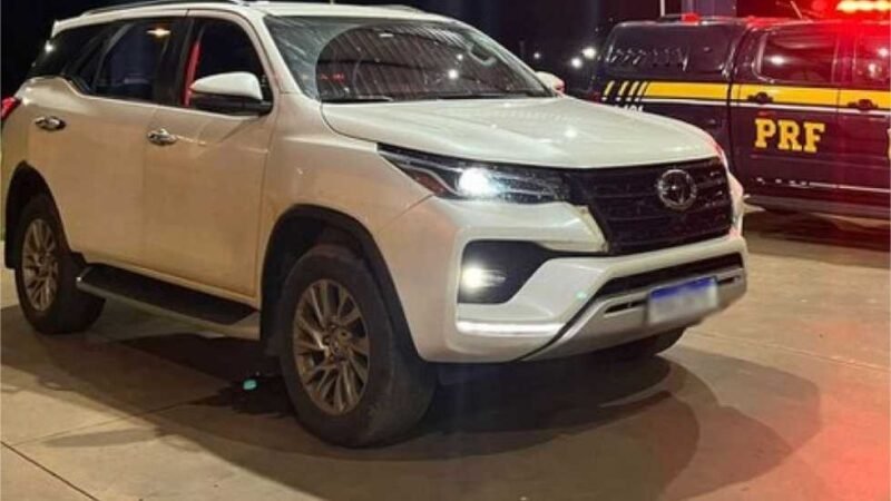 PRF recupera no interior de MT caminhonete roubada em Cuiabá