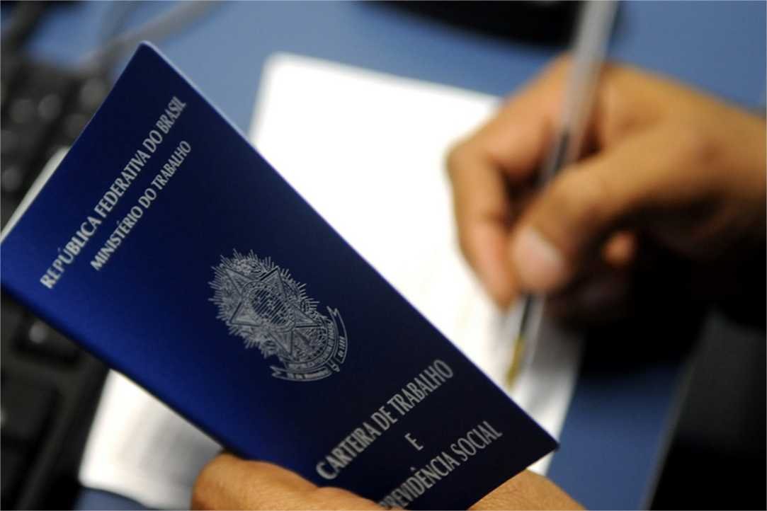 Congresso deve debater redução da jornada de trabalho com manutenção dos salários