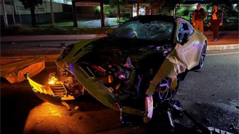 Suposto racha entre Porsches termina com dois veículos destruídos na região do Florais; veja vídeo