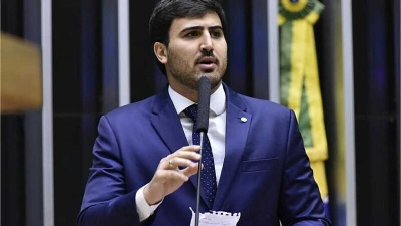 Emanuelzinho rebate reportagem e diz que VLT é desejo do Governo Federal em Cuiabá