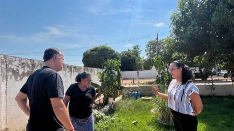 Vereador visita creches, unidade de saúde e vai propor reforma em praça