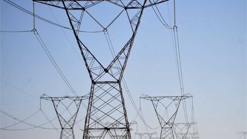 Brasileiros ficaram 9 horas sem energia em 2023; em Roraima apagões somaram 38 horas