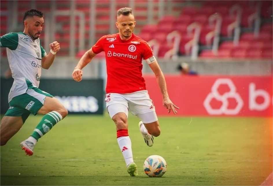 Com dificuldades, Internacional vence o Avenida em sua estreia do Gaúcho