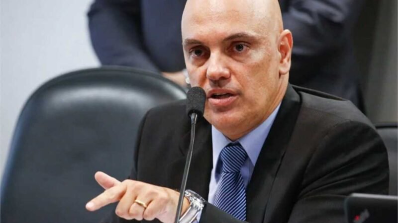 TSE manda Polícia Federal apurar filiação falsa de Lula ao PL