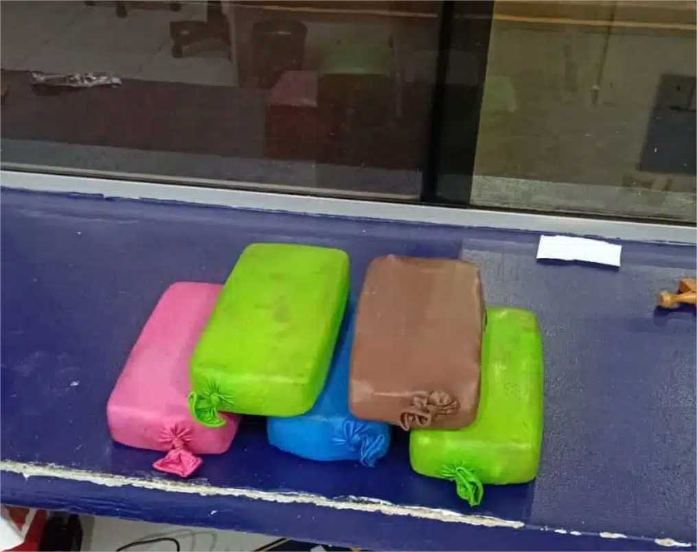 Mulher com cocaína na bagagem é presa pela PRF em Rondonópolis