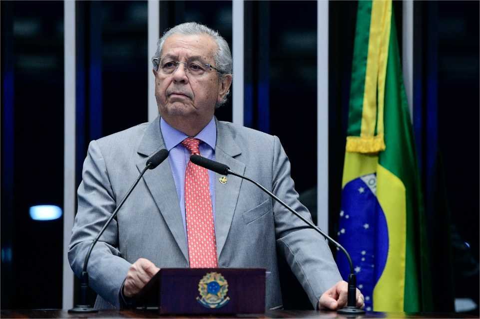 Jayme cobra medidas urgentes e condena obras paralizadas em todo Brasil