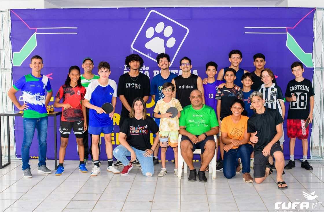 Projeto da CUFA movimenta adolescentes e adultos em torneio de tênis de mesa