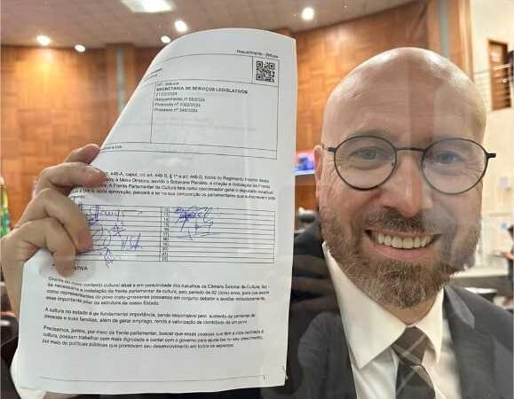 Beto quer criar Frente Parlamentar da Cultura para fortalecer setor na ALMT