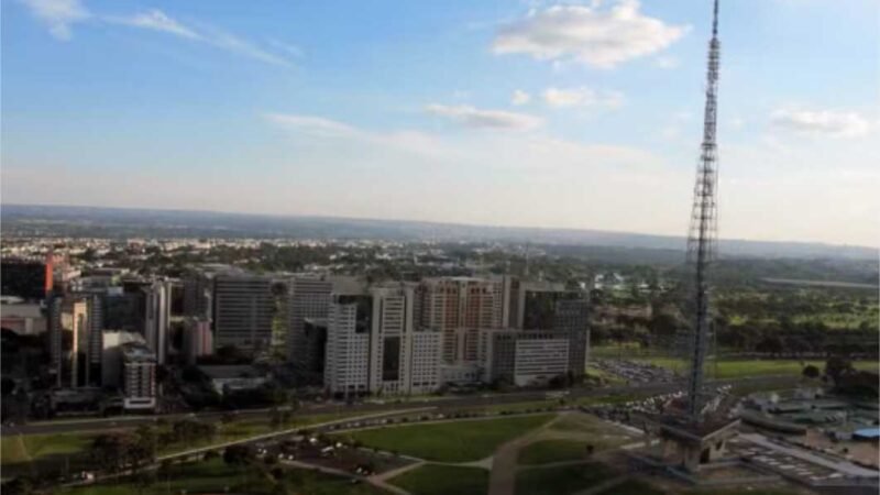 DF segue como unidade da federação com maior rendimento domiciliar per capita do Brasil: R$ 3,3 mil