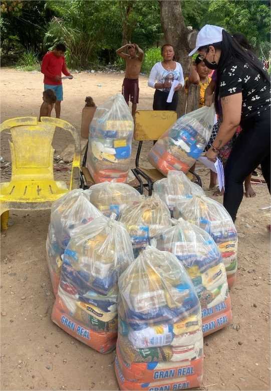 CRAS Getúlio Vargas entrega benefícios eventuais à comunidade de indígenas venezuelanos da etnia Warao