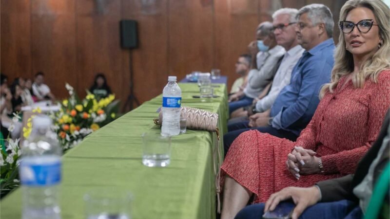 Primeira-dama destaca avanços na educação e acredita na área para combater desigualdade social