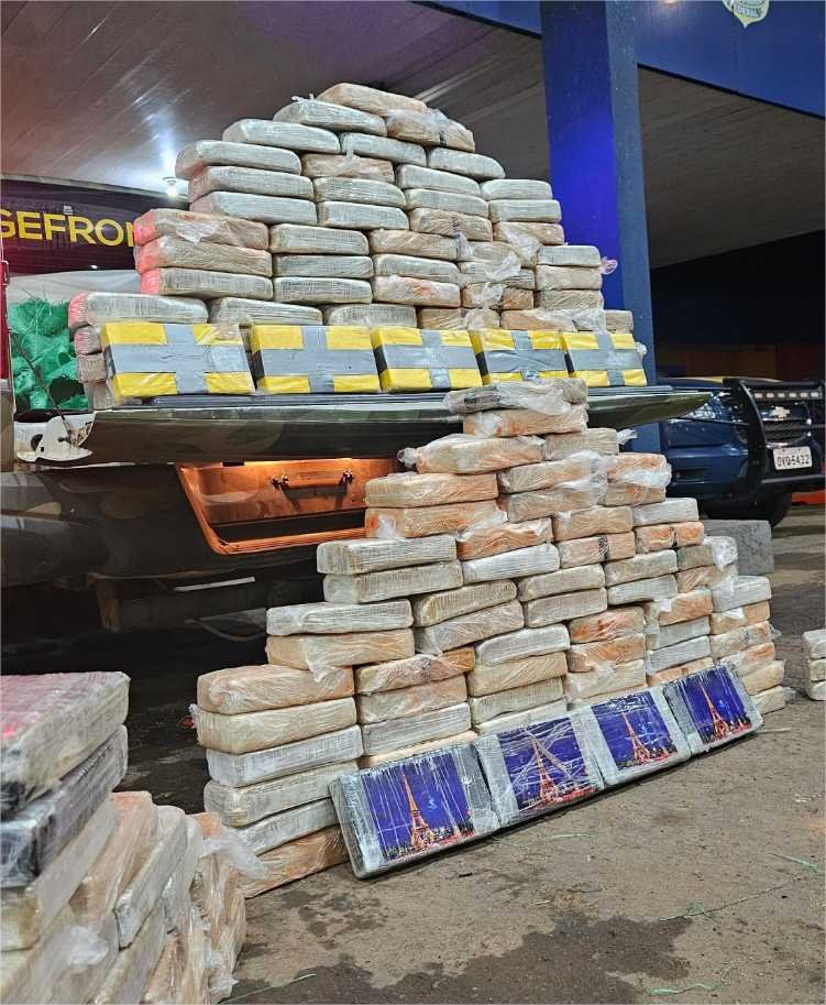 Força-tarefa apreende 184 tabletes de drogas na fronteira com a Bolívia; prejuízo ao crime é de R$ 3,8 milhões