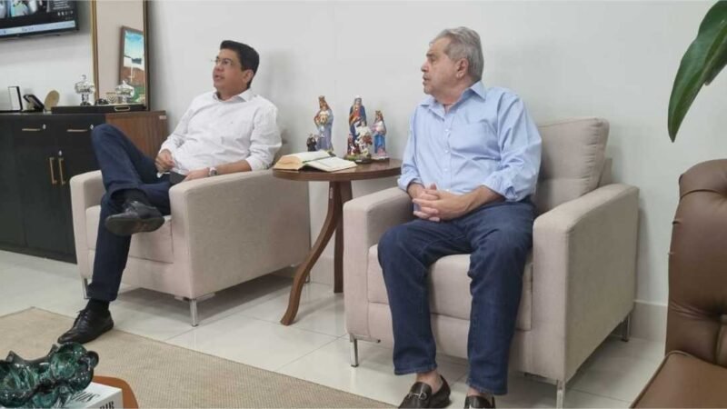 PSDB reúne com Kalil, garante apoio e quer indicar vice