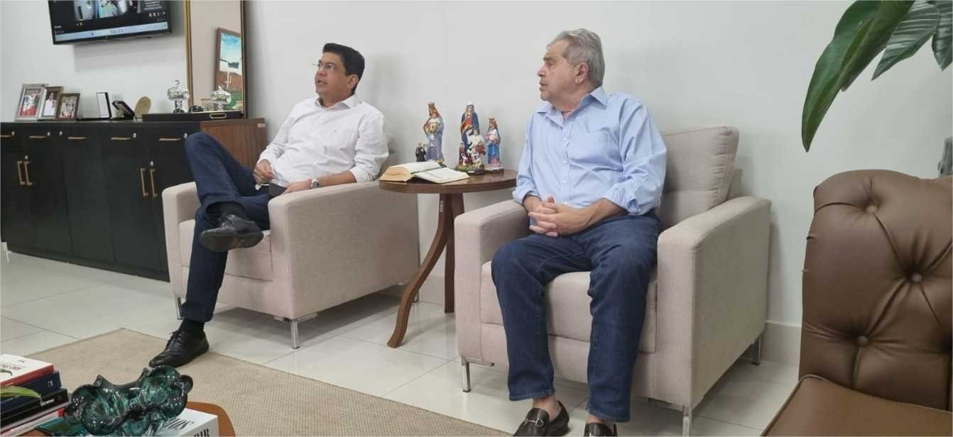 PSDB reúne com Kalil, garante apoio e quer indicar vice