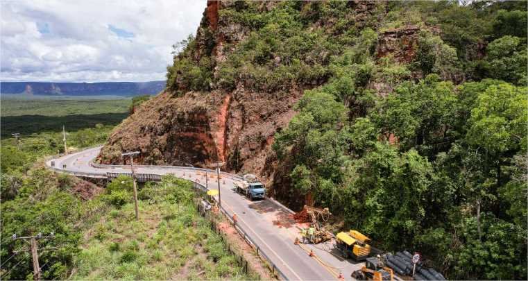 Trânsito no Portão do Inferno está liberado em meia pista