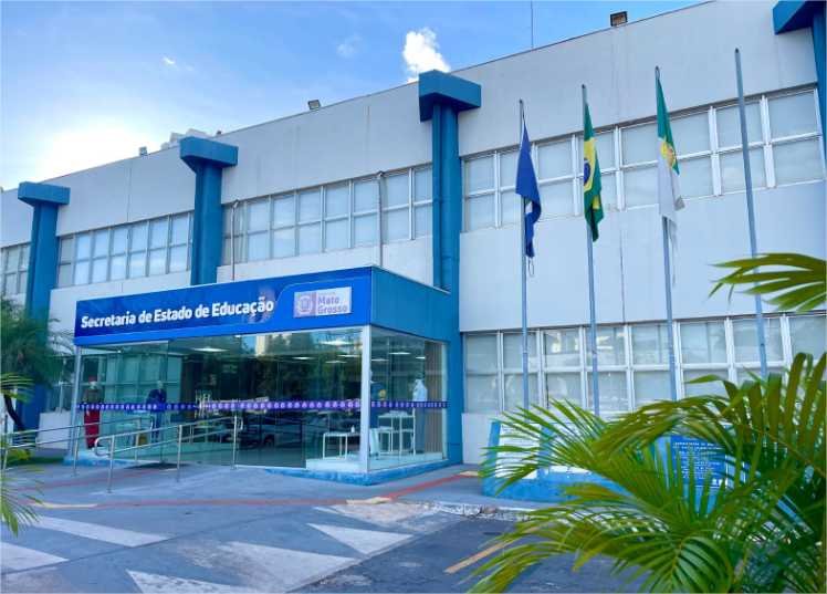 Seduc divulga resultado preliminar dos 100 estudantes selecionados para intercâmbio na Inglaterra