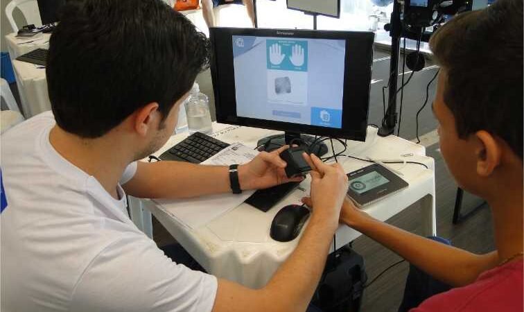 Politec participa de mutirão com emissão da Carteira Nacional de Identidade em Cuiabá