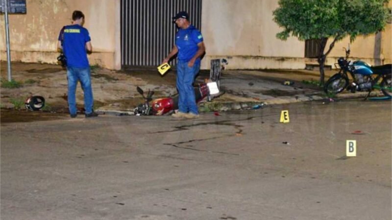 Acidente de moto deixa três pessoas gravemente feridas