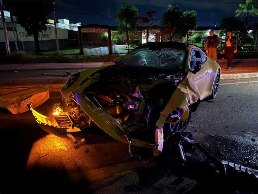 Inquérito sobre acidente entre Porsche e Fox que levou vítima à UTI ainda é inconclusivo