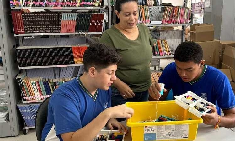 “Muitos alunos estão descobrindo habilidades até então desconhecidas”, diz professora de escola estadual