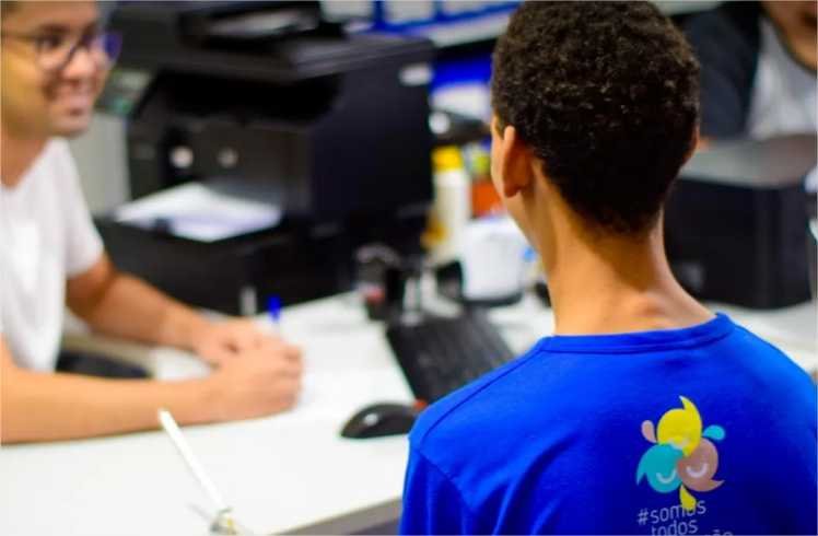 Seduc-MT divulga lista definitiva dos 100 estudantes classificados para intercâmbio na Inglaterra