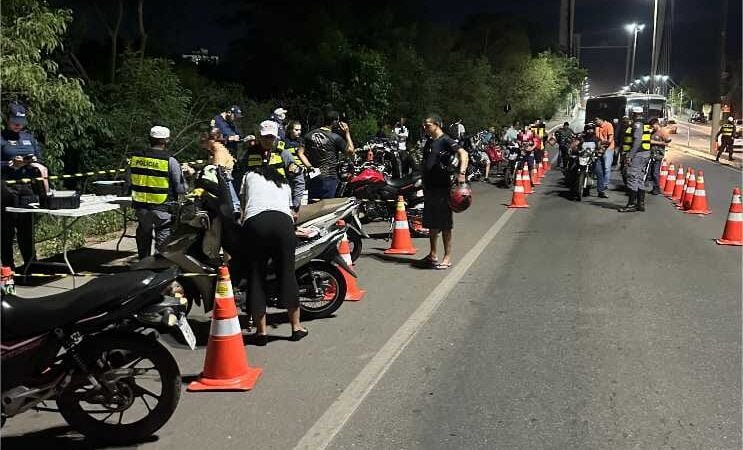 Operação Lei Seca remove 55 motocicletas na noite desta quarta-feira (13)