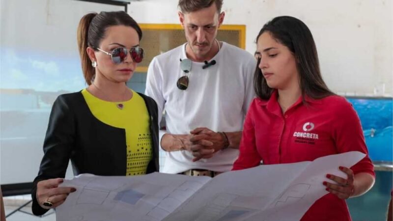 Convidada como embaixadora e madrinha do projeto CEDIS, primeira-dama de MT visita instituição