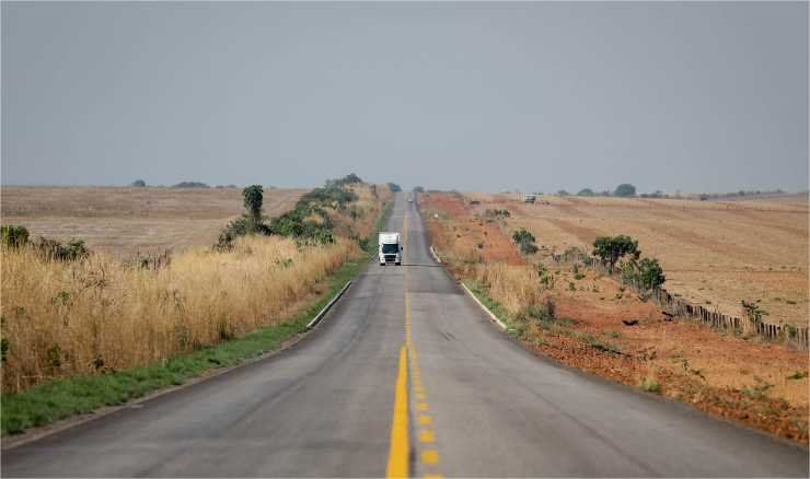 Governo assina ordem de serviço para início da recuperação do asfalto da MT-010