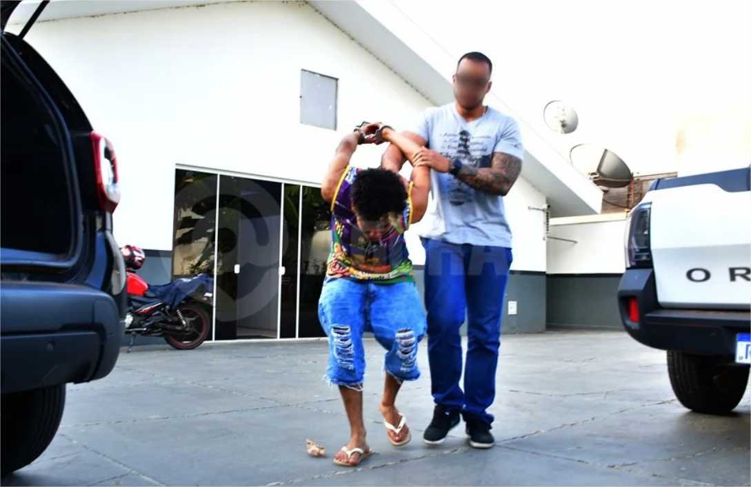 Polícia Civil prende motociclista que apalpava partes íntimas de mulheres em Rondonópolis