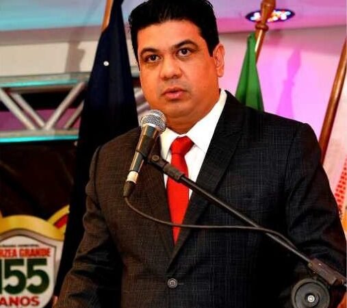 Kalil sanciona lei que garante aumento salarial dos servidores públicos de Várzea Grande