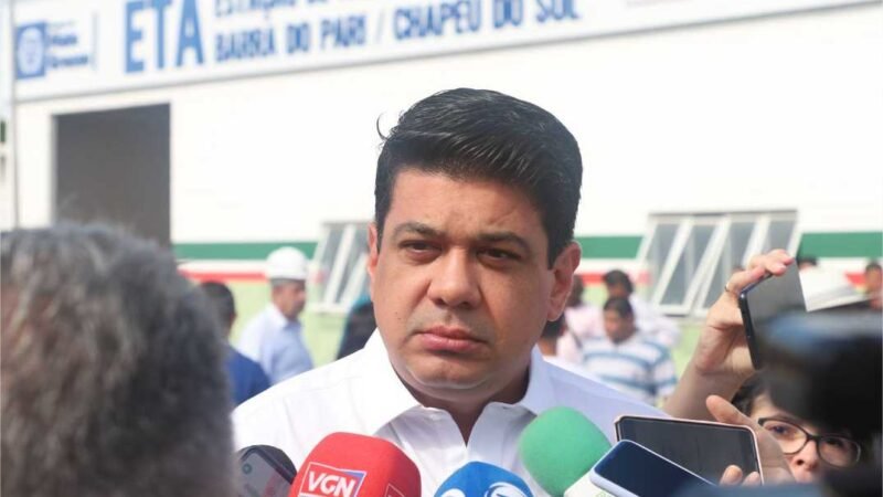 Kalil antecipa pagamento do salário de março do funcionalismo com reajuste